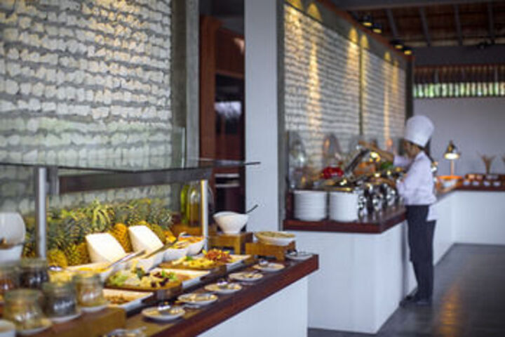 Dining 78 of 94