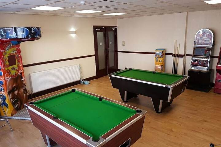 Room 5 of 11