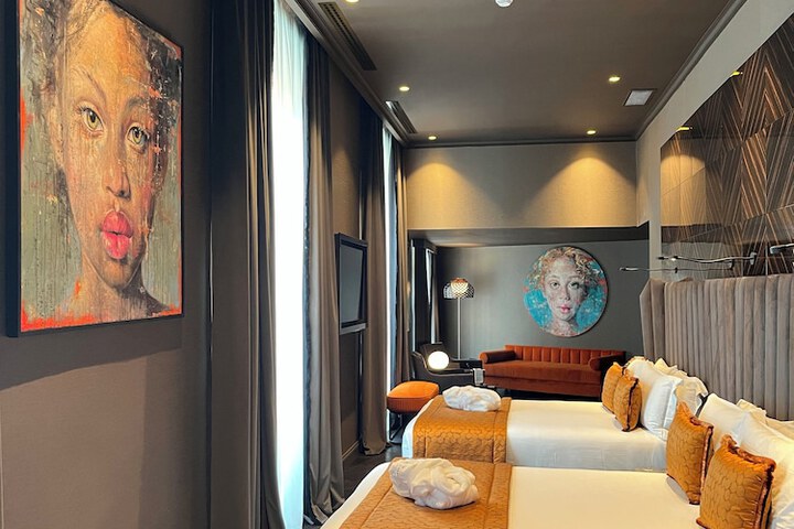 Room 35 of 72