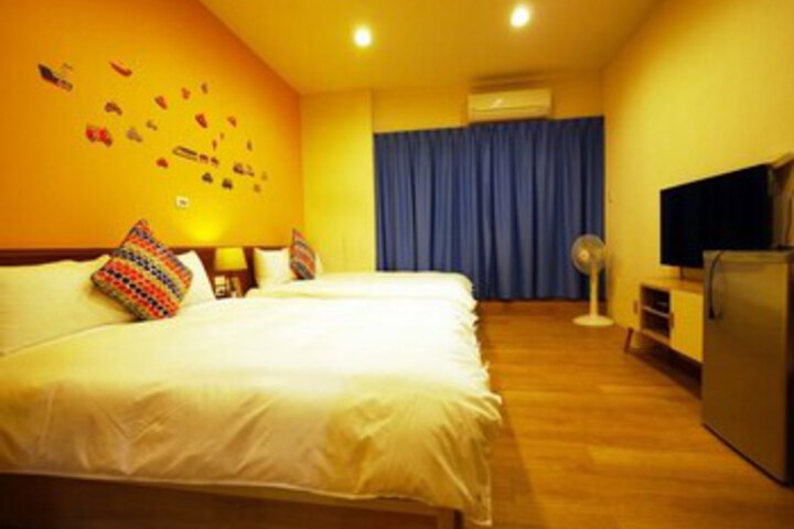 Room 21 of 32