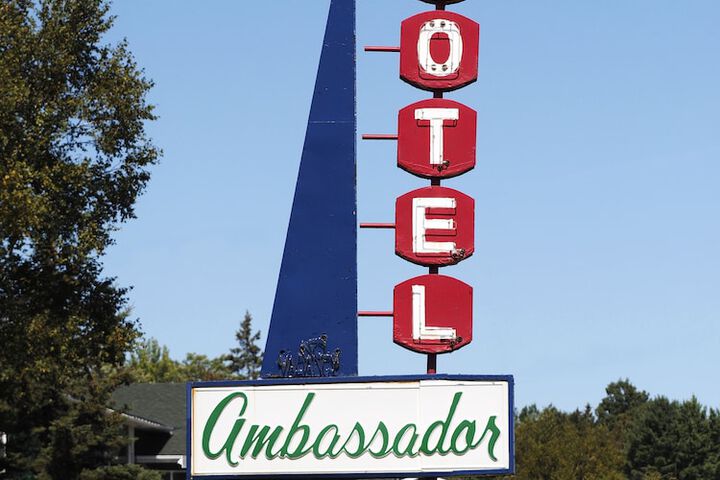 Hotel 18 of 19