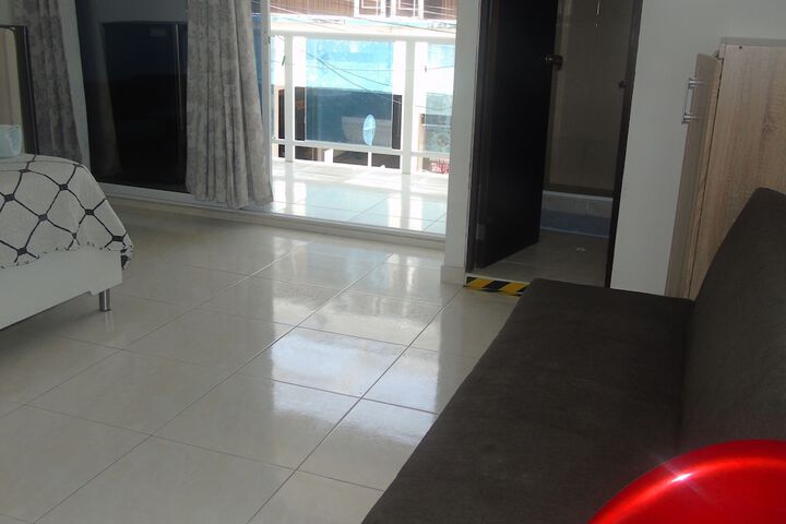 Room 8 of 29