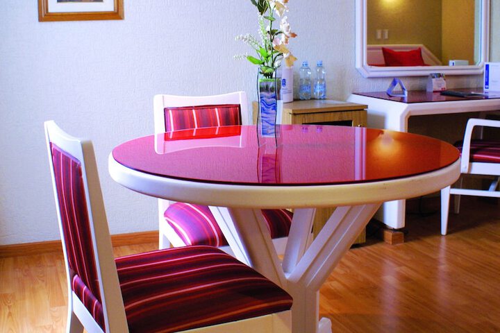 Dining Photos