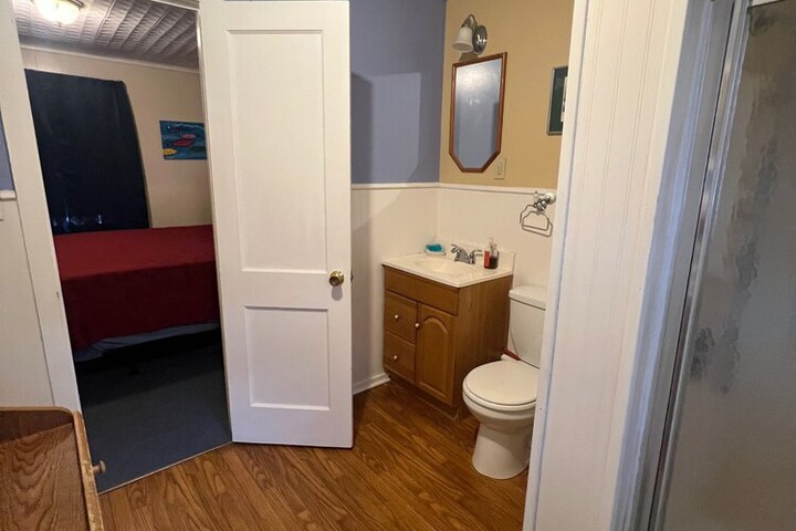 Room 58 of 98