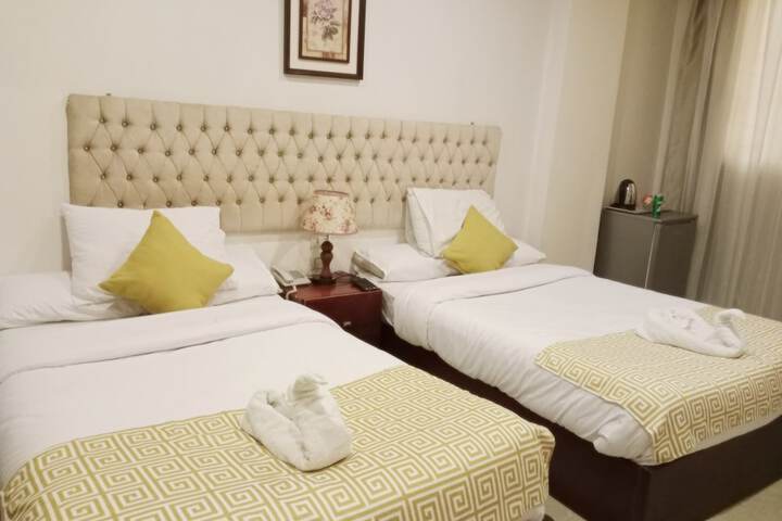 Room 4 of 36