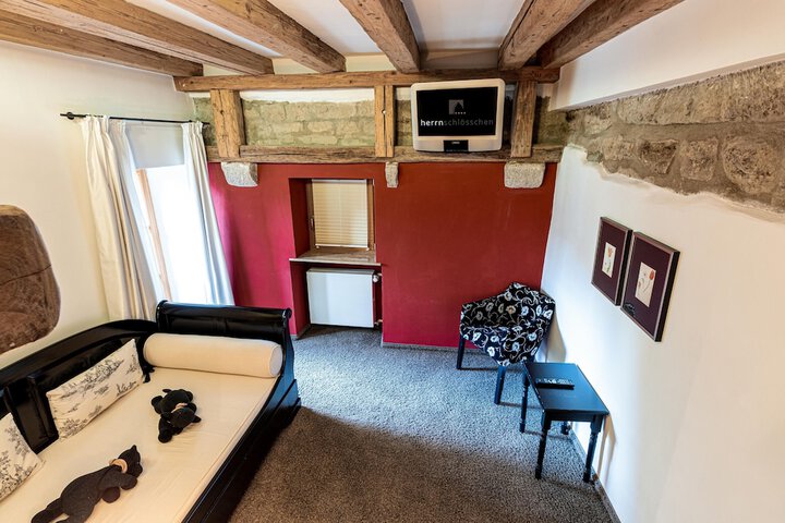 Room 14 of 70