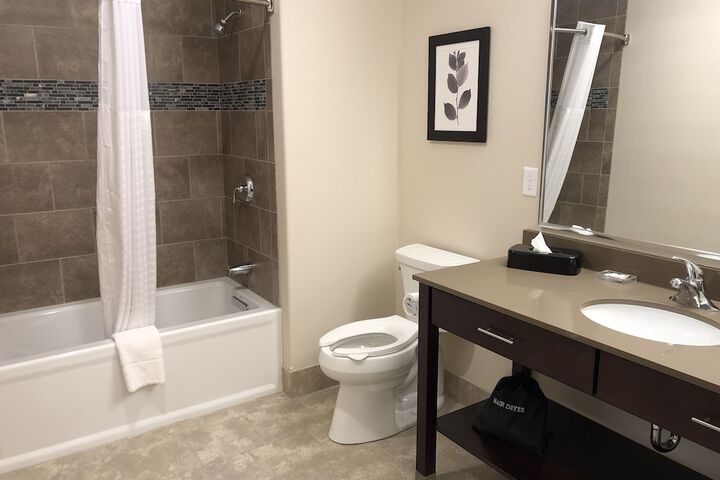 Room 34 of 48