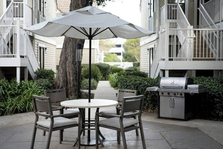 BBQ/picnic area