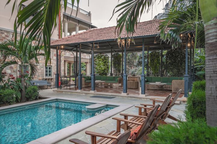 Pool 53 of 67