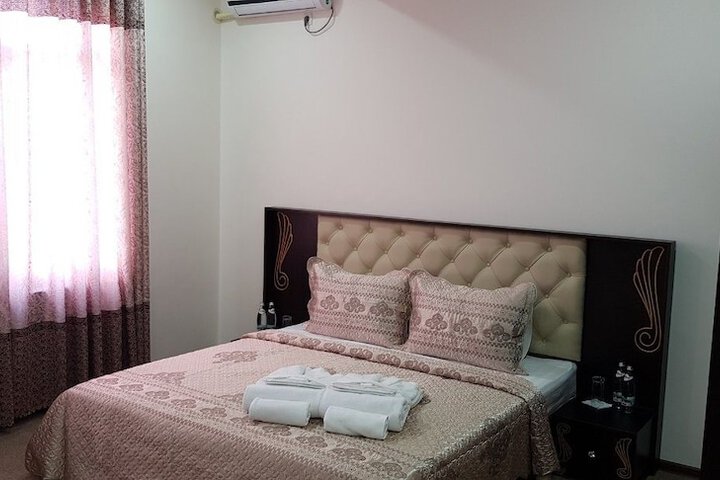 Room 13 of 51
