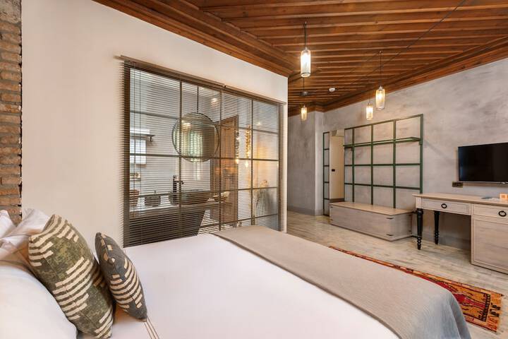 Room 51 of 201
