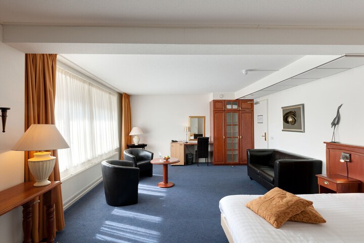 Room 8 of 29