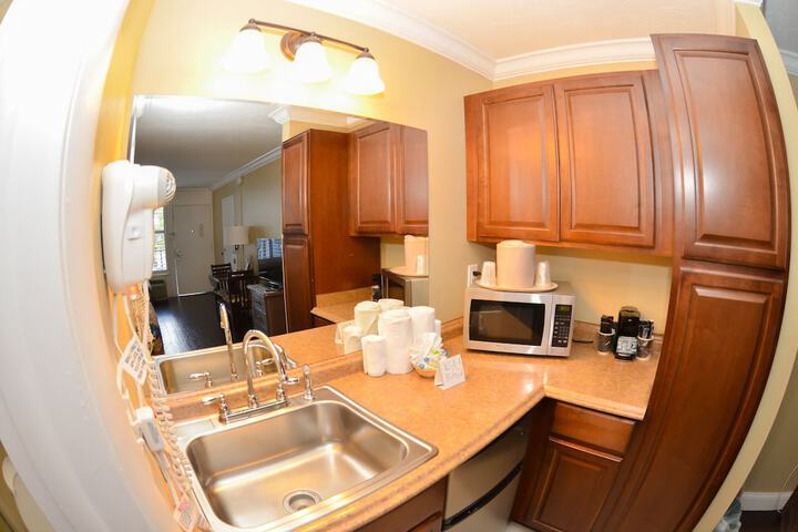 Private kitchenette