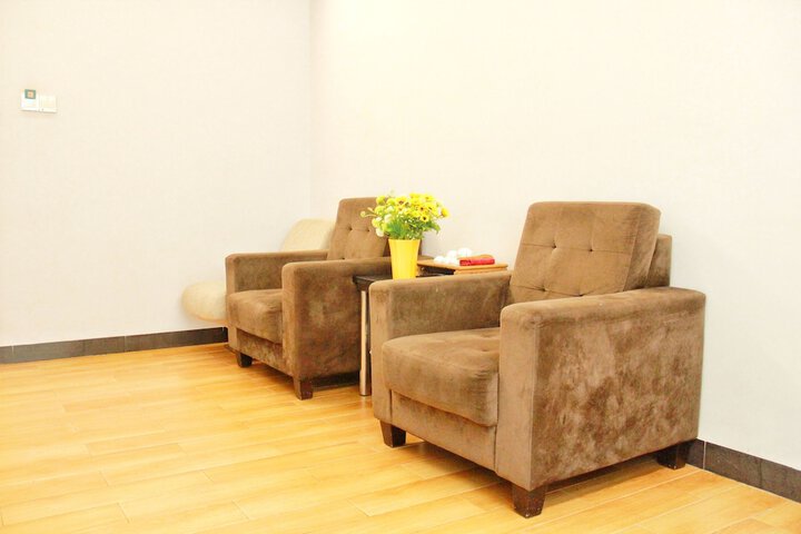 Room 11 of 29
