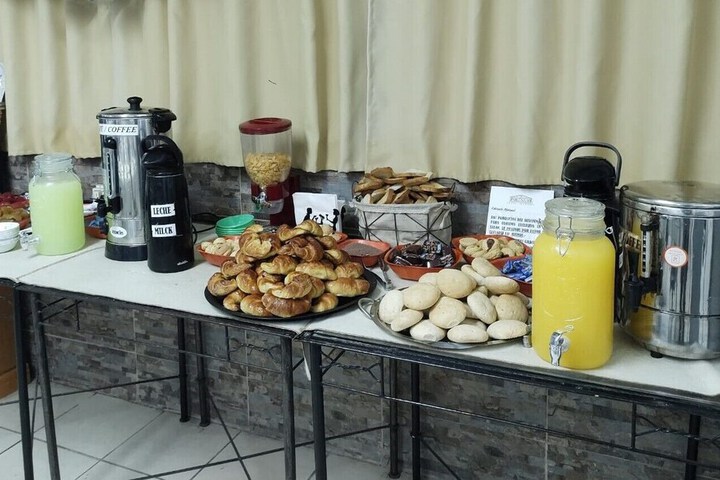 Breakfast/Coffee Service 44 of 60