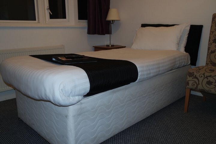 Room 50 of 160
