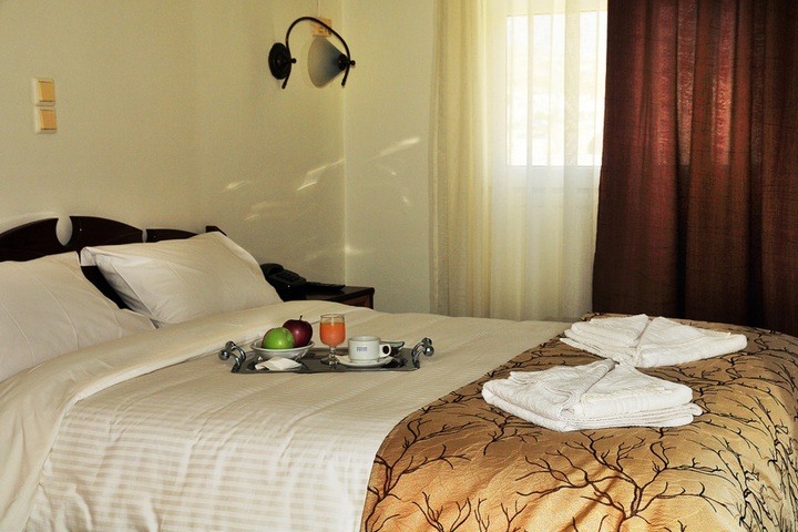 Room 2 of 12