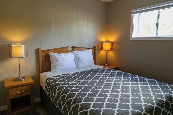 Room 54 of 176