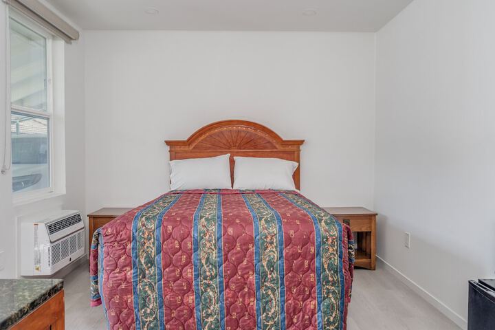 Room 16 of 43