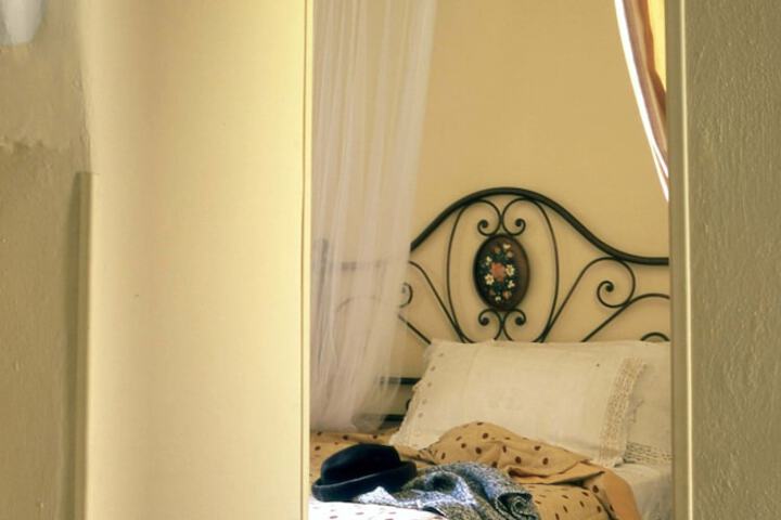 Room 5 of 65