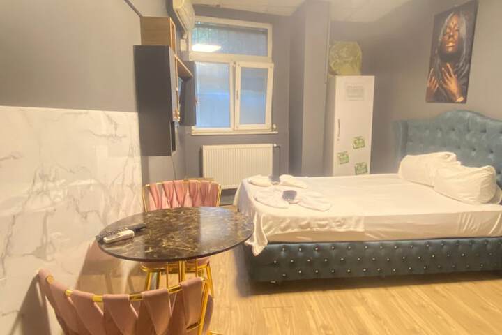 Room 7 of 45