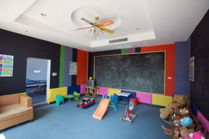 Childrens Play Area - Indoor