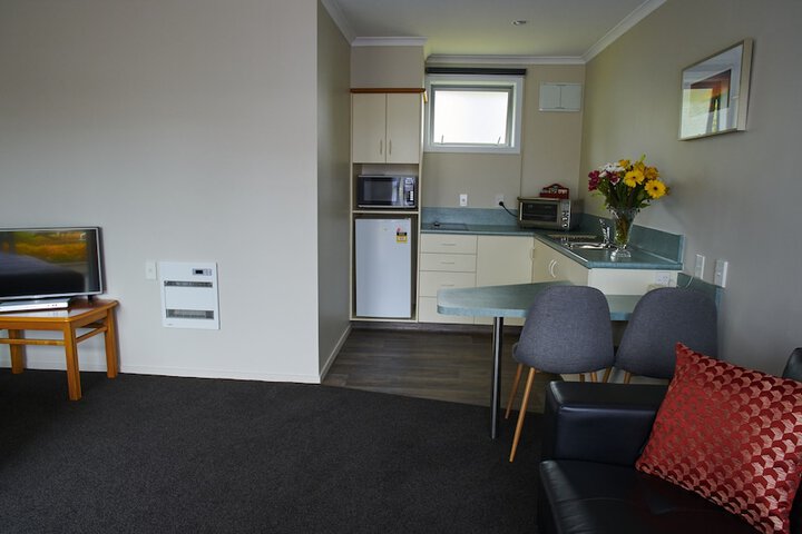 Room 17 of 42