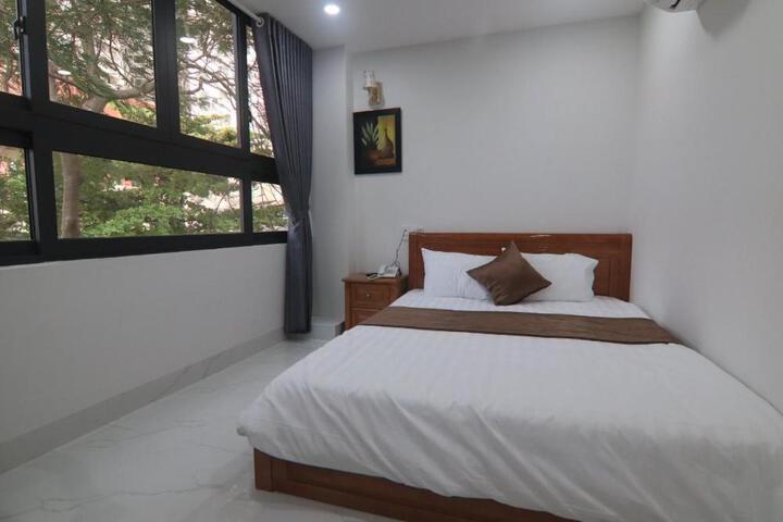NEVA HOTEL NHA TRANG (SINGLE ROOM)
