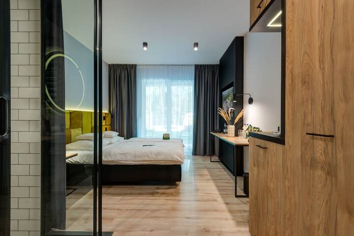 Room 6 of 95