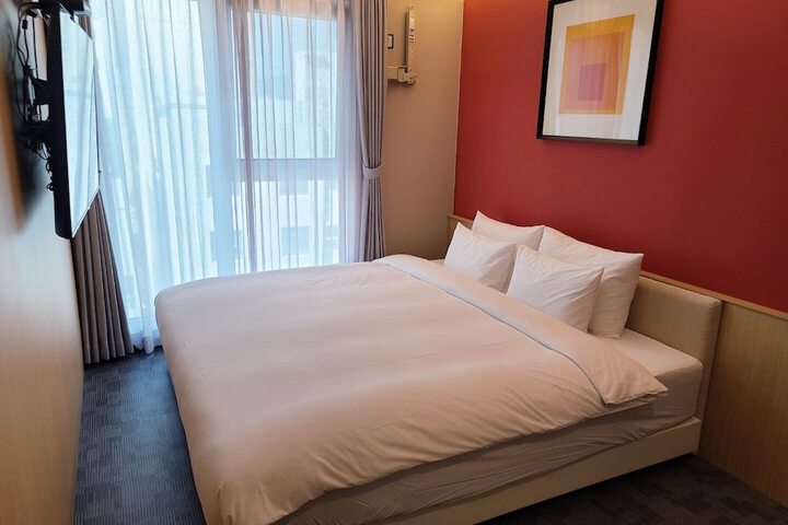 Room 26 of 219