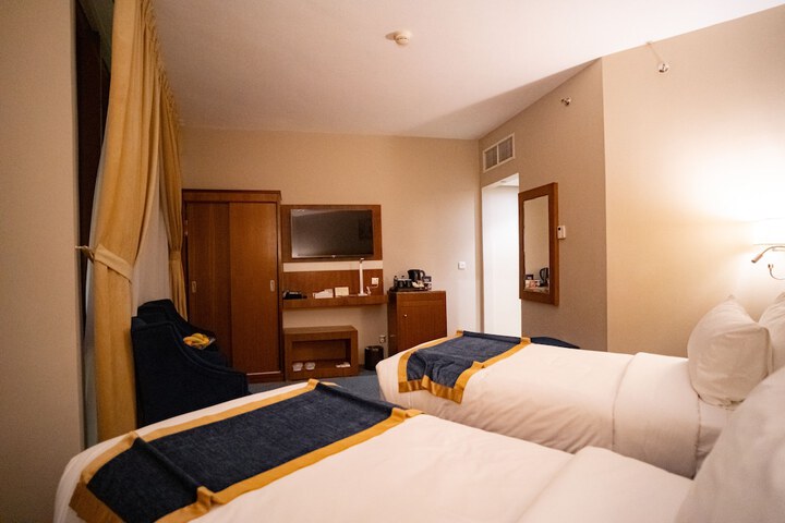 Room 29 of 54