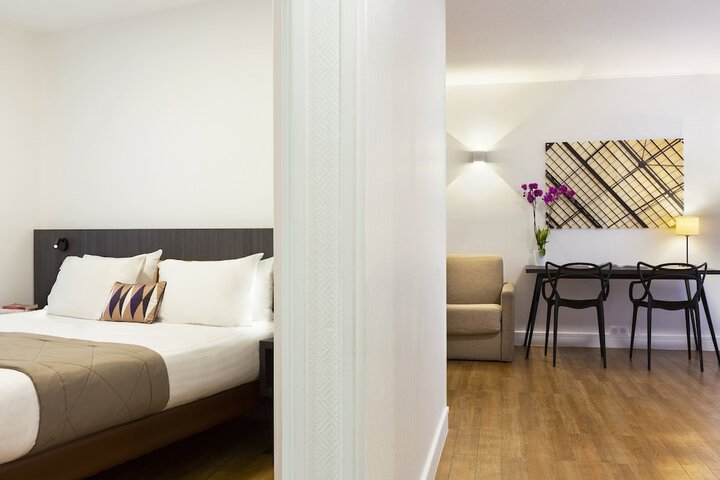 Room 15 of 50