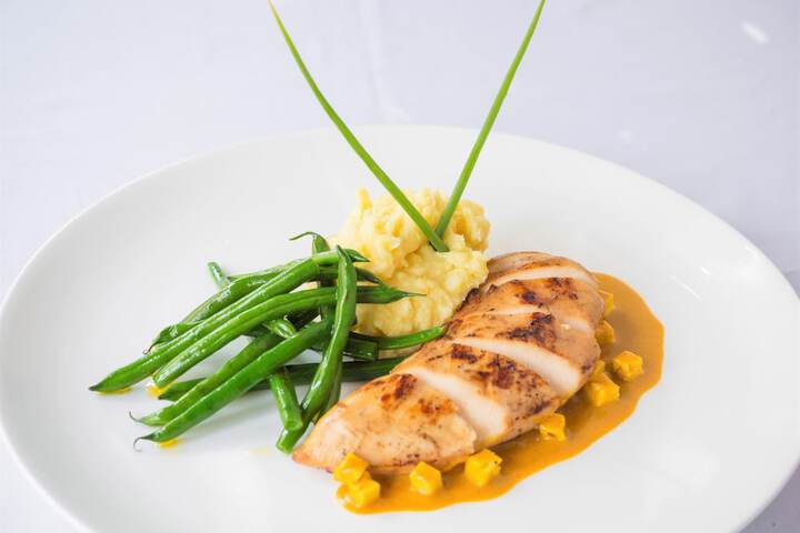 Dining 96 of 123