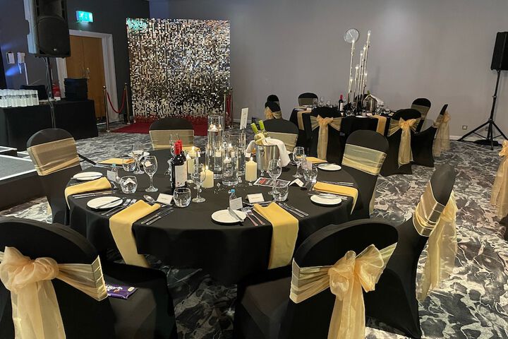 Ballroom/Hall 113 of 177