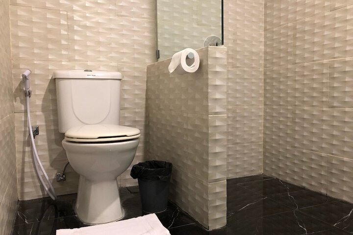 Room 19 of 32