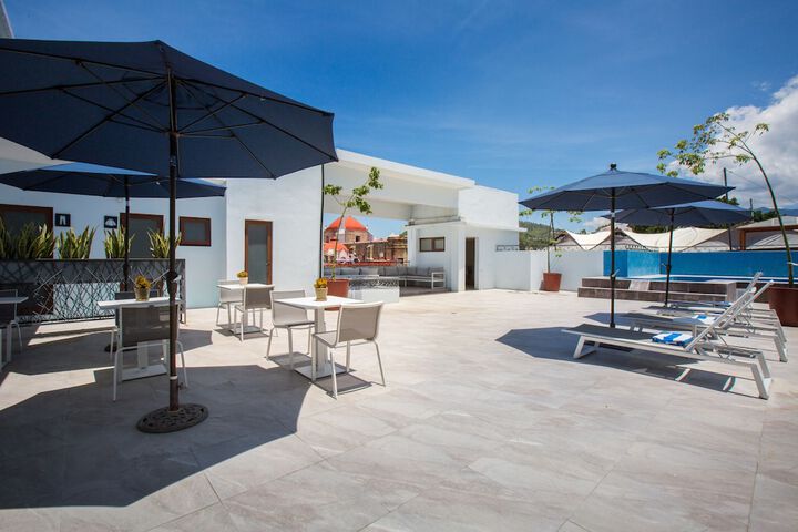 Terrace/Patio 71 of 95