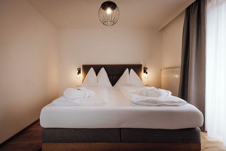 Room 15 of 73