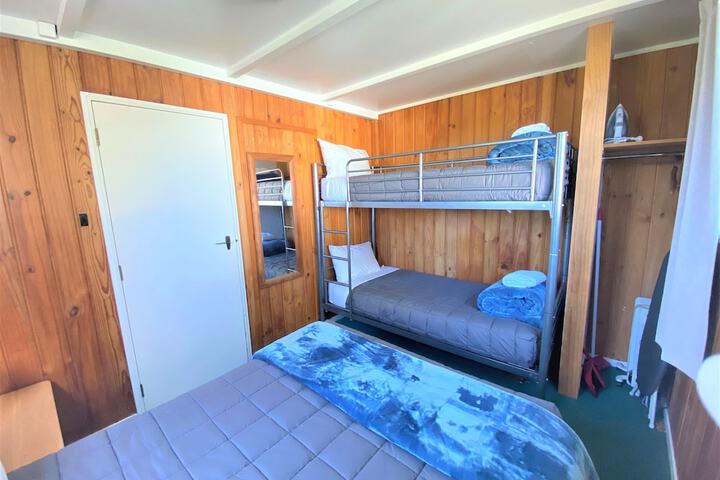 Room 11 of 83