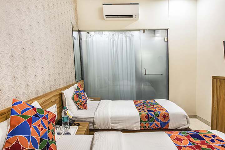 Room 8 of 23