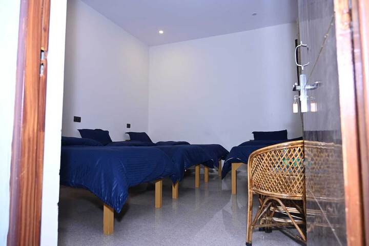 Room 7 of 26