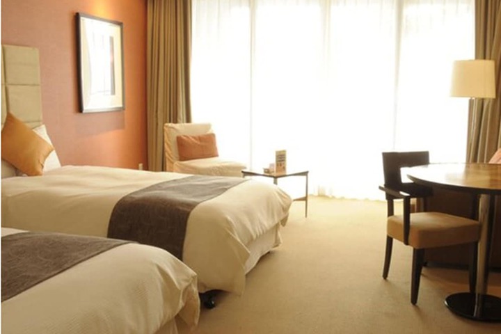 Room 7 of 29