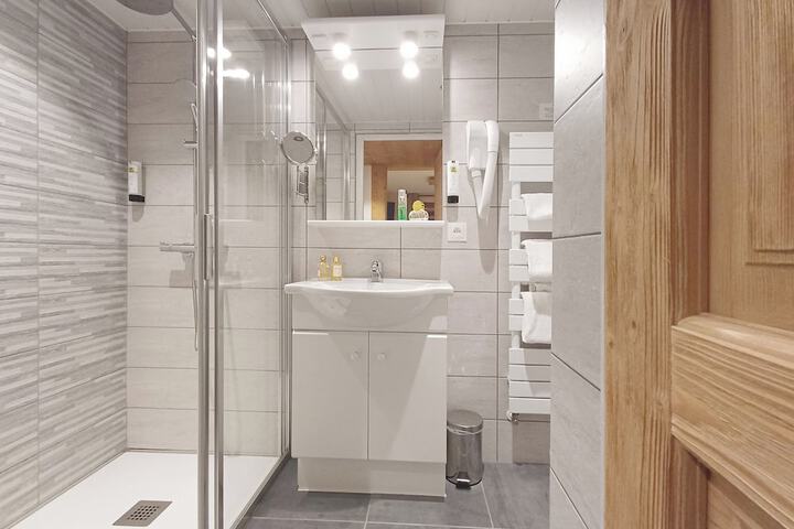 Clean Restrooms