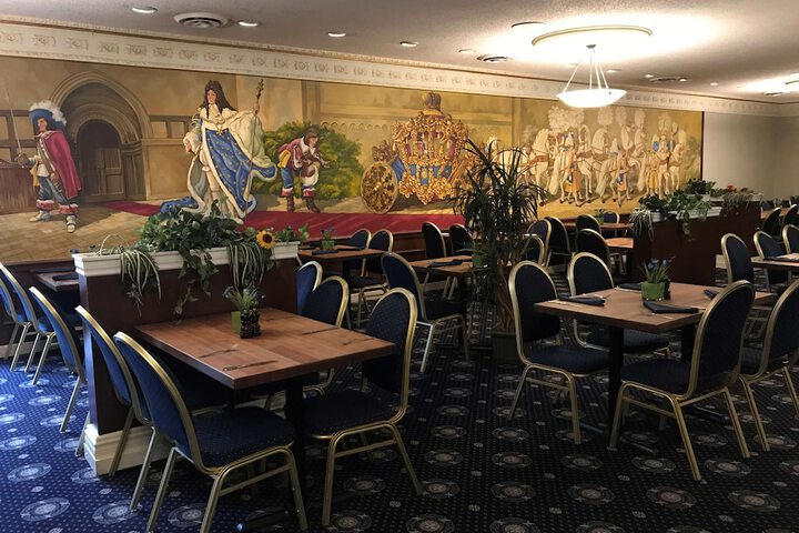 Dining 50 of 62