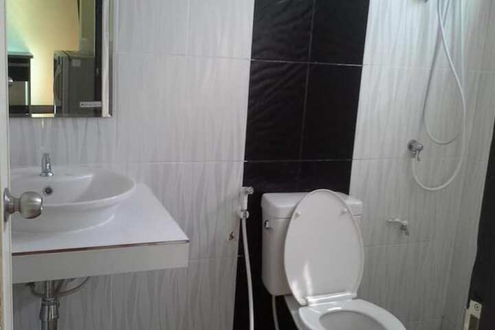 Room 34 of 46
