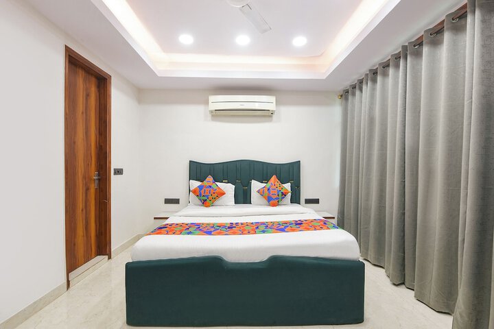 Room 14 of 29