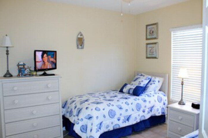 Room 16 of 20