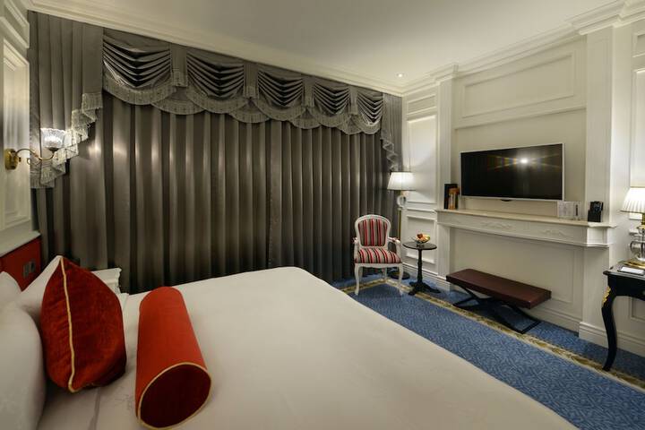 Room 16 of 95