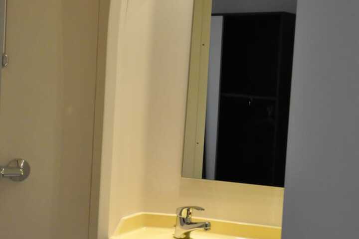Room 78 of 98