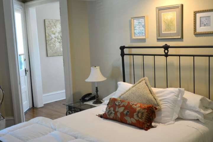 Room 20 of 92