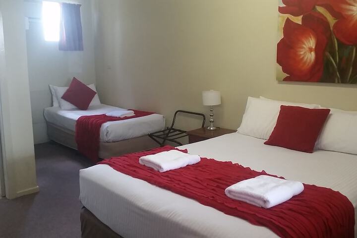Room 7 of 34
